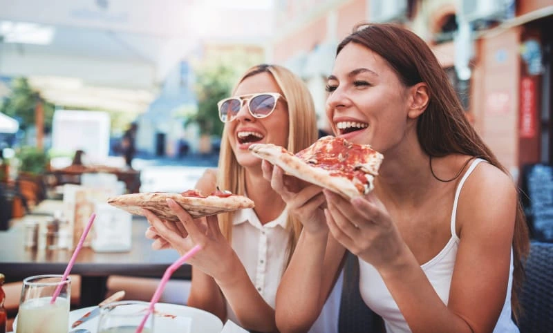 Removable Invisalign aligners for easy eating and brushing